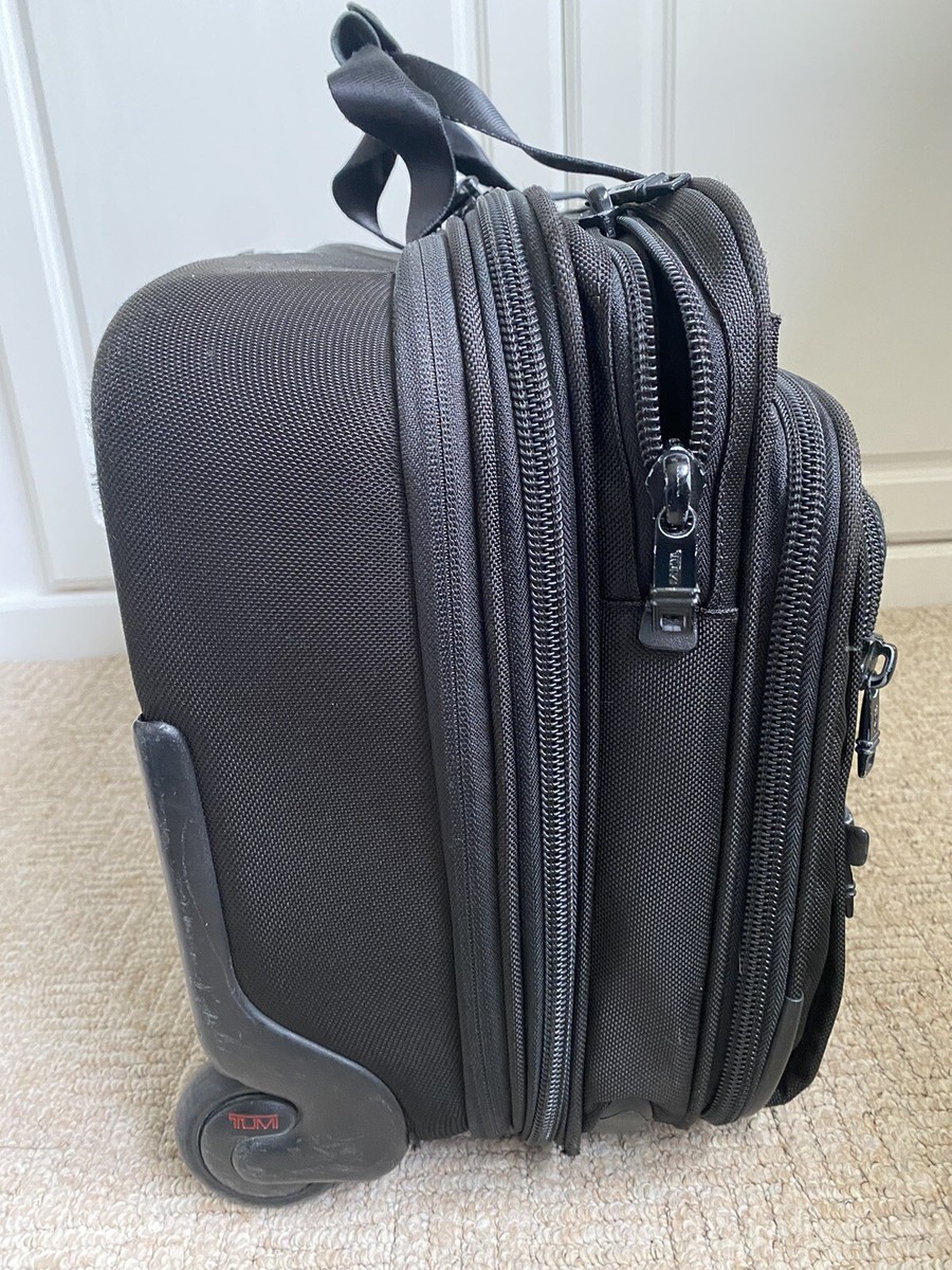 Tumi Alpha Deluxe wheeled Pilot Case w/Laptop case 26127DH | eBay UK