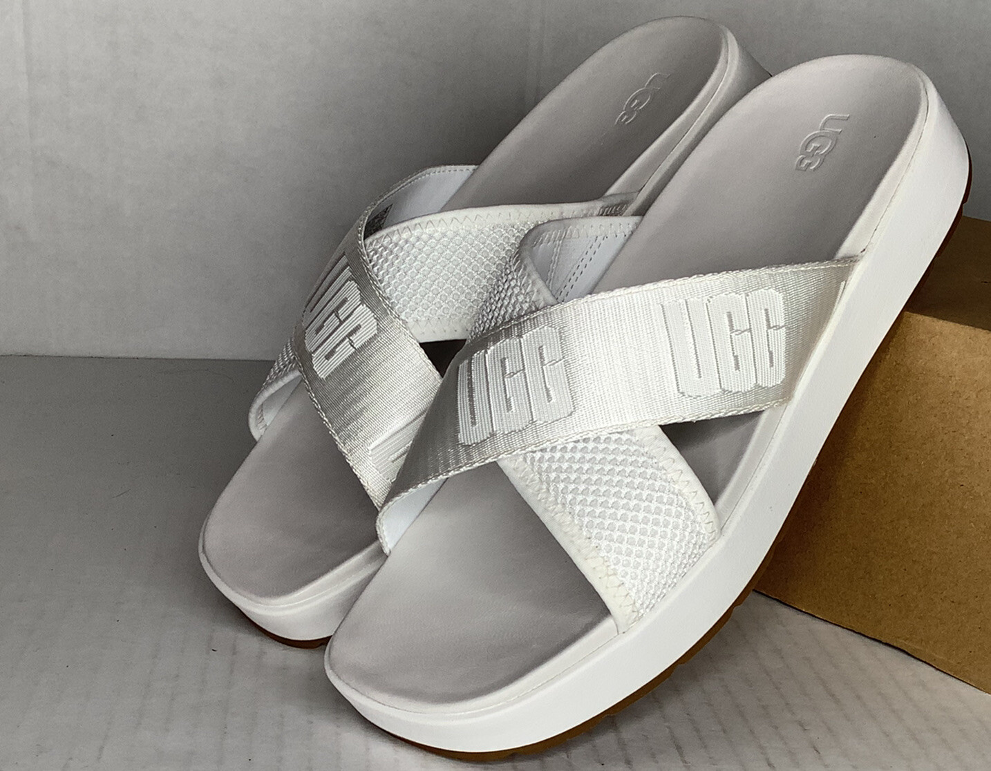 ugg emily mesh slide