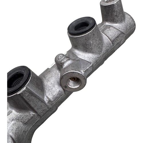 OEM 11-3069 Brake Master Cylinder for 72-73 Toyota Corona 72-76 Toyota Mark II - Picture 7 of 8