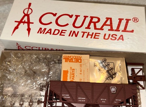 Accurail HO 22180 PRR Pennsylvania 55 toneladas lado madera doble tolva coche zorro digital | Zustand: Used