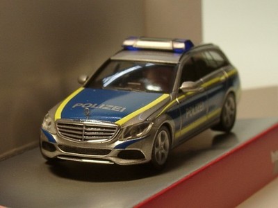 Herpa Mercedes-Benz C-Klasse T-Modell Polizei Saarland - 092692 - 1:87