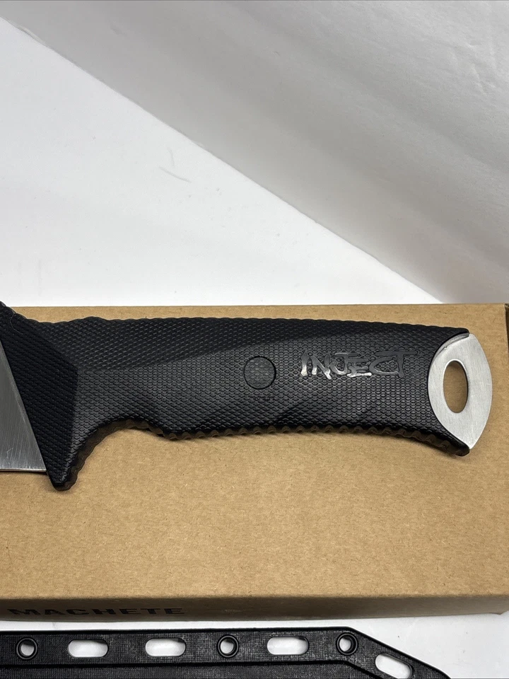 18" Camillus Titanium Bonded Machete with Sheath & Trimming Knife 420 Stainless - Image 2 of 4