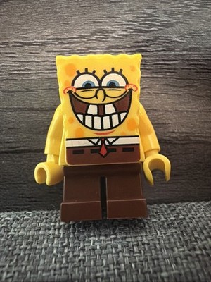 Lego SpongeBob Minifigure Grin with Bottom Teeth Spongebob SQUAREPANTS RARE!
