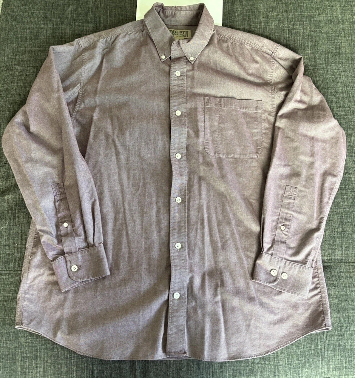 Duluth Trading Co Men’s Burgundy Button Up Long Sleeve Shirt Size L