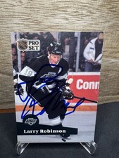 1991-92 Pro Set Larry Robinson #104 - Los Angeles Kings In-Person ON-CARD AUTO