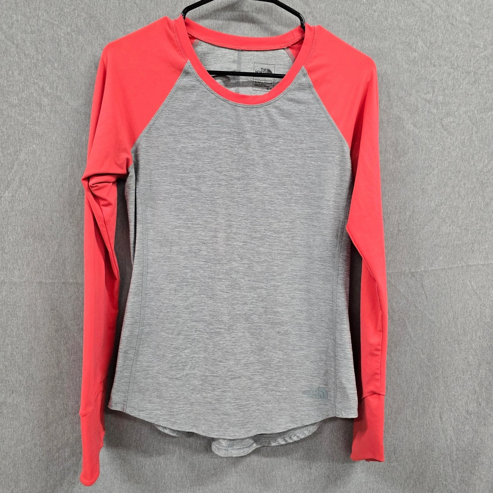 The North Face Womens Small Gray Coral Raglan Long Sleeve Active Top Thumbholes