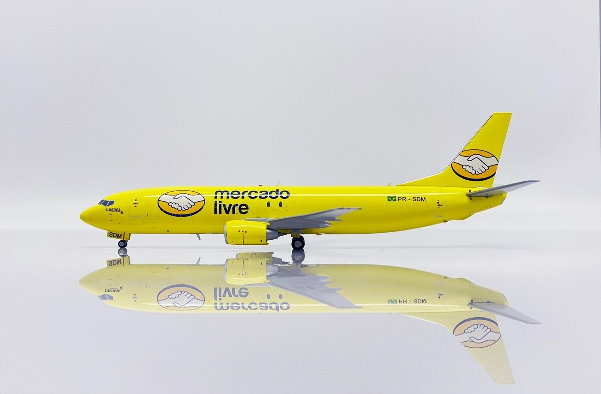 BOEING 737-400SF MERCADO LIVRE REG: PR-SDM WITH STAND - JC WINGS JC20103  1/200