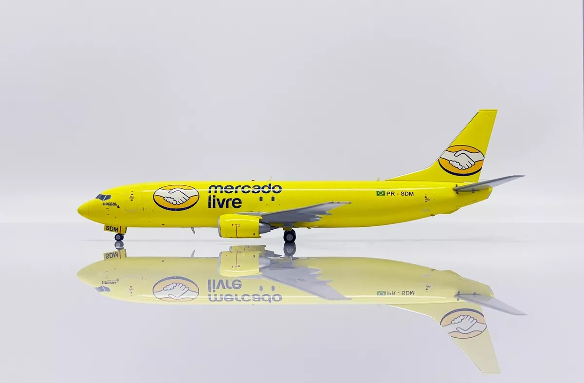 BOEING 737-400SF MERCADO LIVRE REG: PR-SDM WITH STAND - JC WINGS