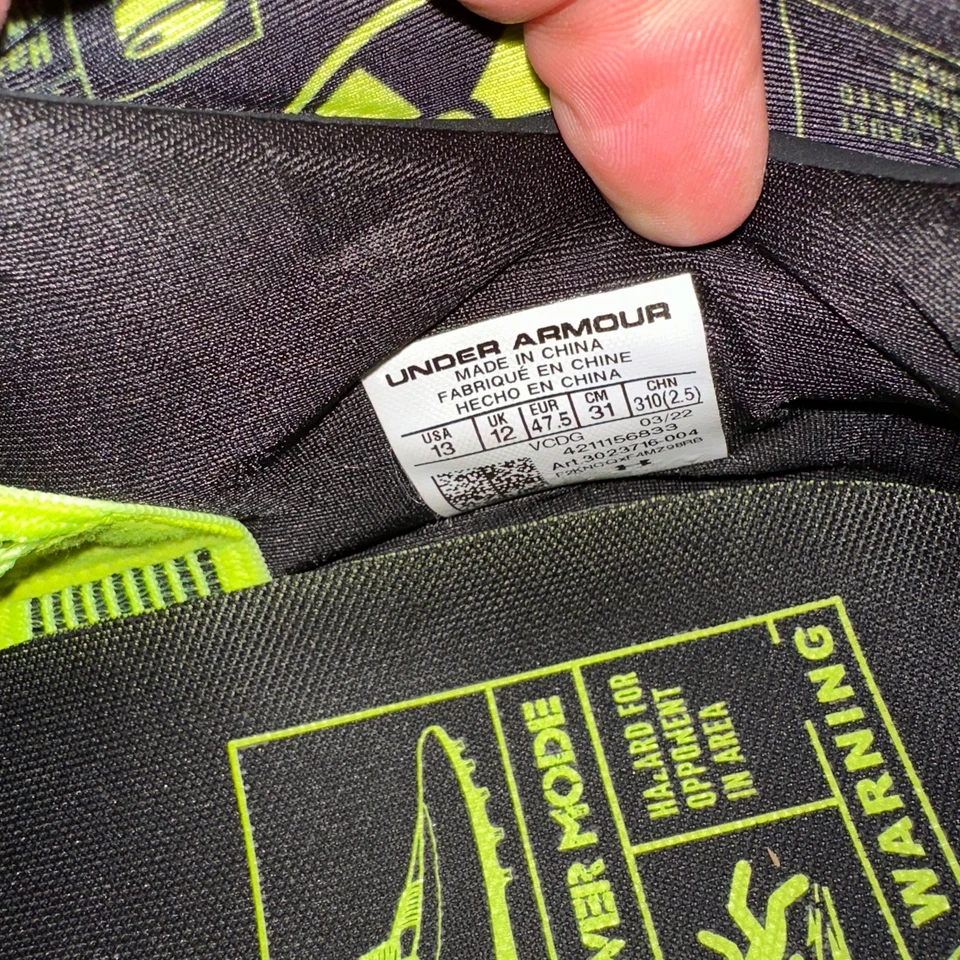 Botines de fútbol Under Armour UA Highlight MC 3023716-004 para hombre talla 13 negros/grises Foto 3 de 4