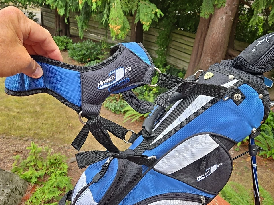 WALTER HAGEN JR SERIES 1 RH GOLF SET DRIVER PUTTER IRON for 34-40" Height Kids - Image 2 of 4