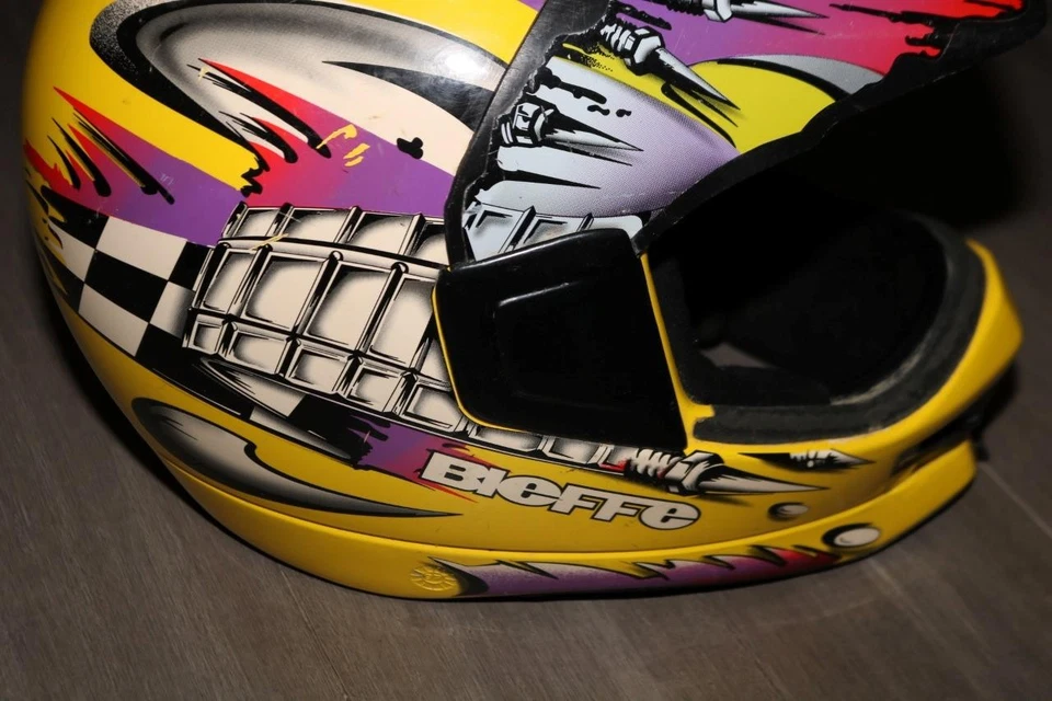 CASCO DE MOTO VINTAGE AÑOS 90 BIEFFE SUPERS PRO GR-1400 AMARILLO ITALIA GRANDE RARO Foto 2 de 4