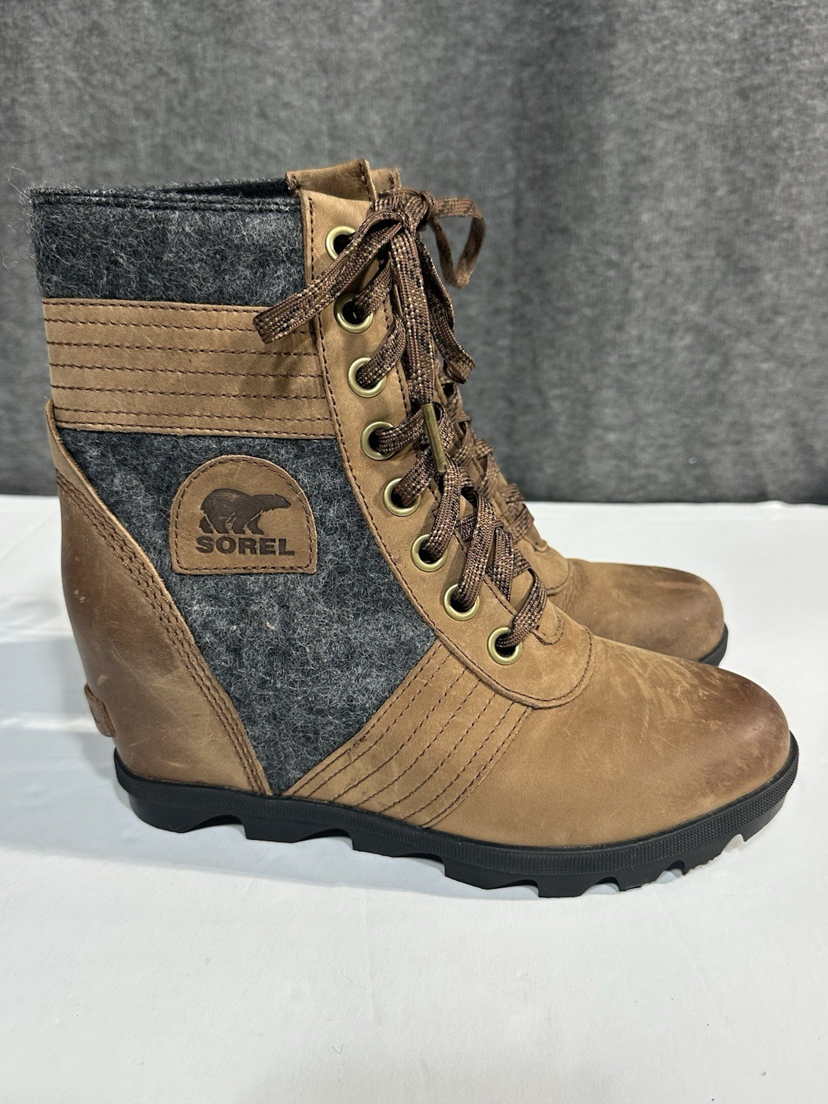 Sorel Lexie Boots Brown Gray Leather Hidden Wedge Lace Up Lug Booties Women’s 8