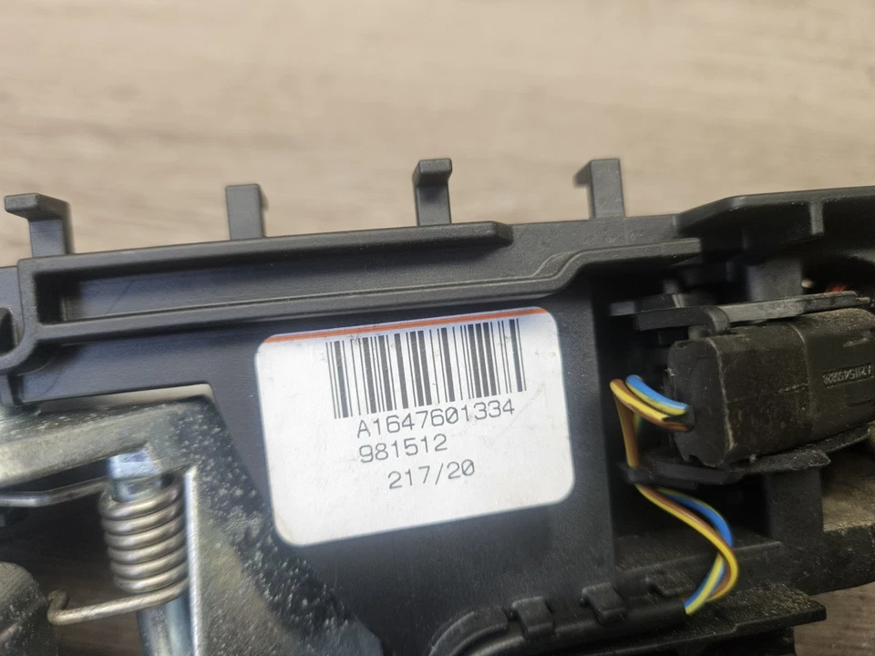 07-12 MERCEDES-BENZ GL550 RIGHT PASSENGER FRONT DOOR LOCK LATCH ACTUATOR OEM  - Изображение 4 из 4