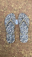 Old Navy Big Leopard Print Flip Flops Thong Sandals Size 9
