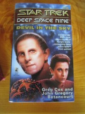 BOOK S/C STAR TREK DEEP SPACE NINE DEVIL IN THE SKY  #11  1995  ** MUST SEE