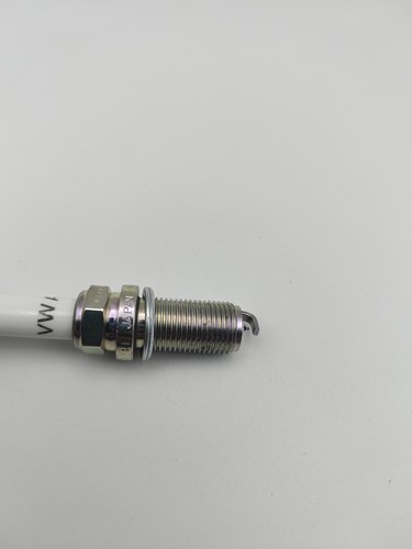 4PCS Iridium Spark Plug Kits for Audi A3 A4 A6 Q5 VW Jetta Passat 06K 905 601B - 第 23/24 張圖片