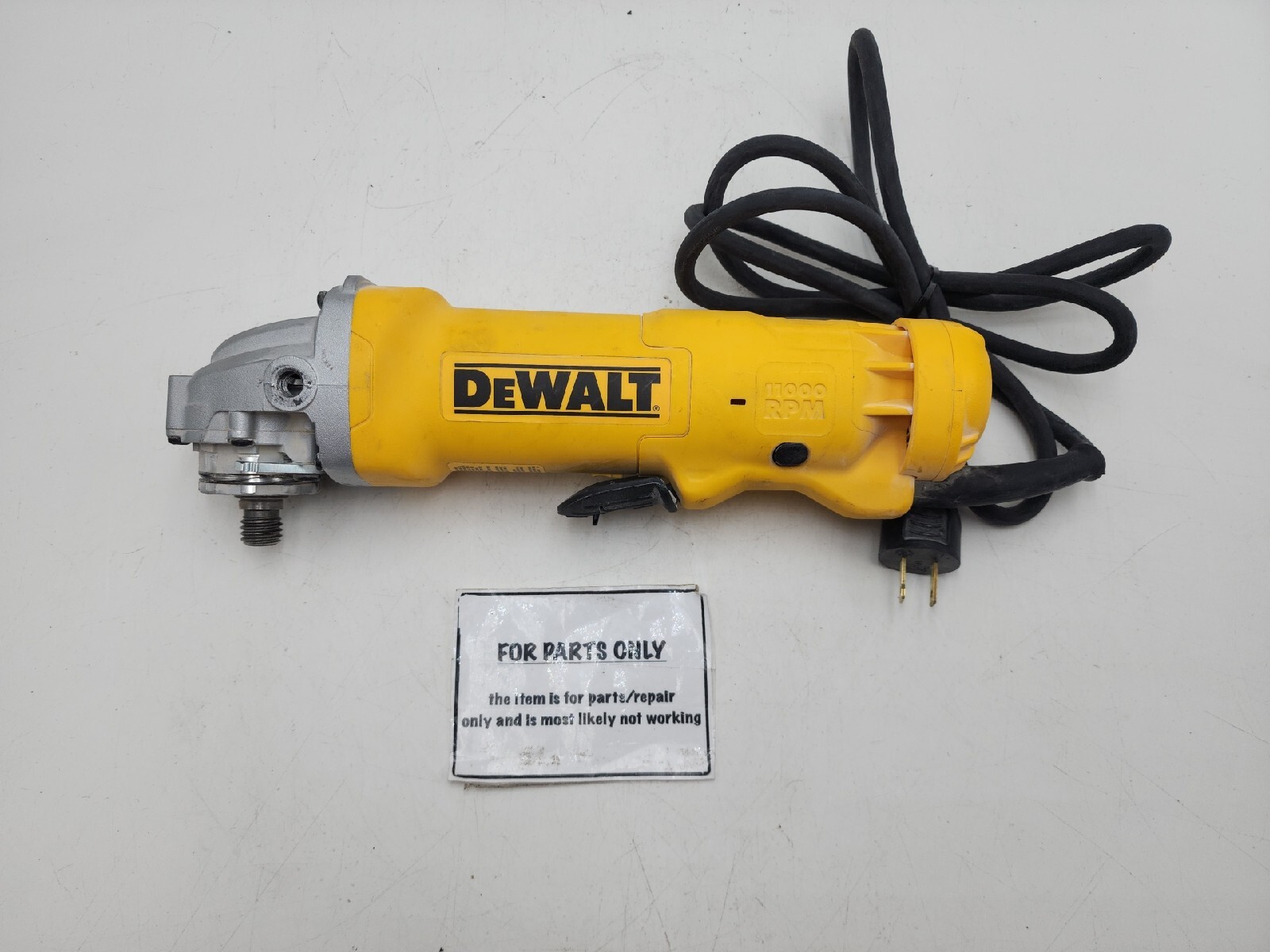 Lot of 4 DEWALT DWE4011 x2 & DWE402 x2 Corded Angle Grinders ( FOR
