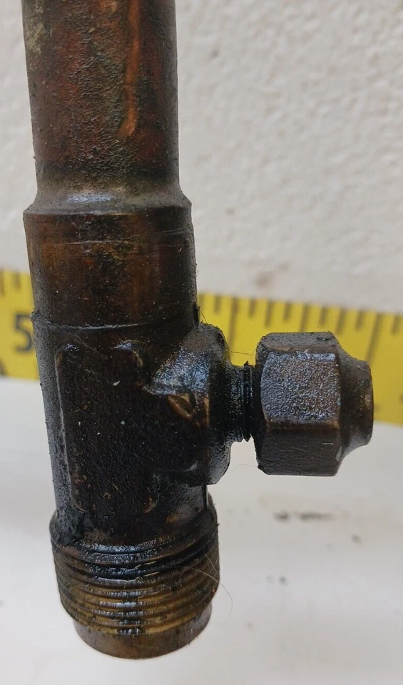 Compresor de CA usado OEM GM líneas de cobre 1956 Olds 88-98 (Li109) Foto 4 de 4