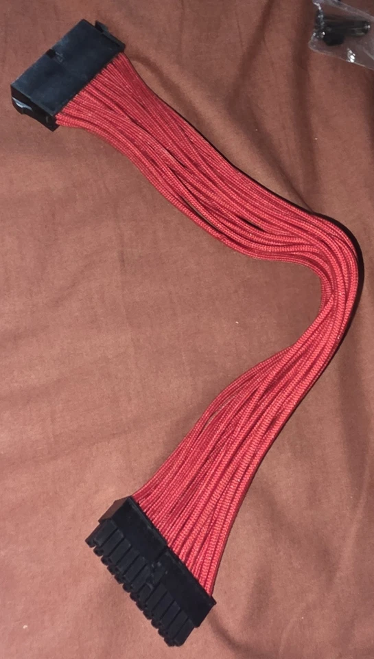 Câble d’alimentation PC ATX 24 broches vers 24 broches gainé rouge/noir - Photo 1/3