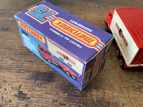 Matchbox Superfast No 42 Mercedes Container Truck Boxed - Picture 6 of 11