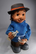 alter Russischer Batterieautomat  , Mann mit Glas - Spielzeugfigur