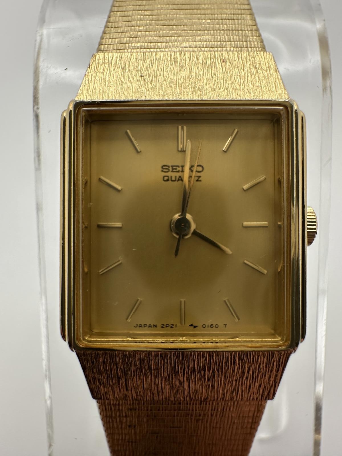 Vintage Seiko Quartz Gold Rectangular Women’s Wat… - image 3