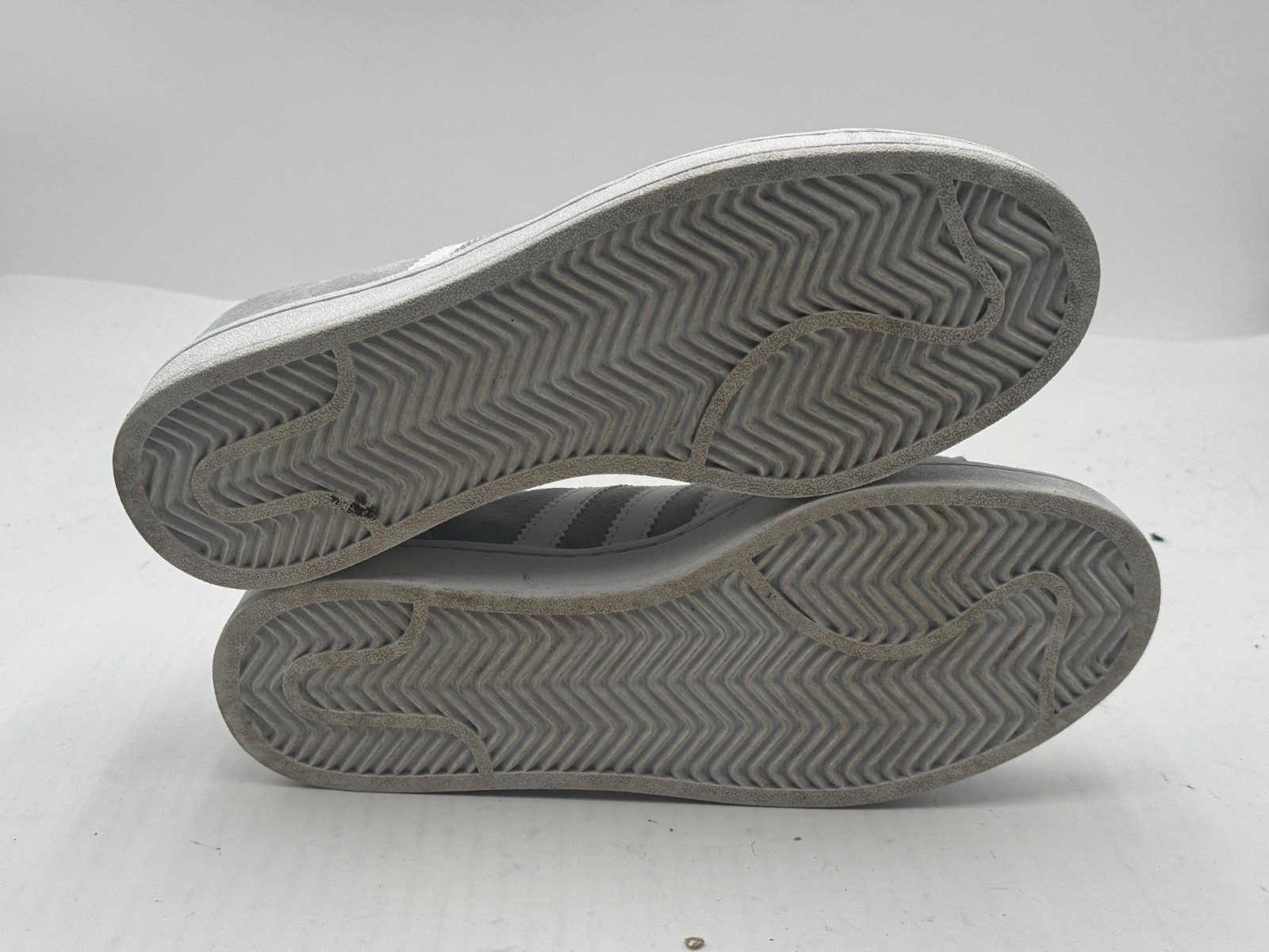 Adidas Campus Sneakers Women's Size 9 Gray White Suede  Athletic Shoes CQ2105 thumbnail 7