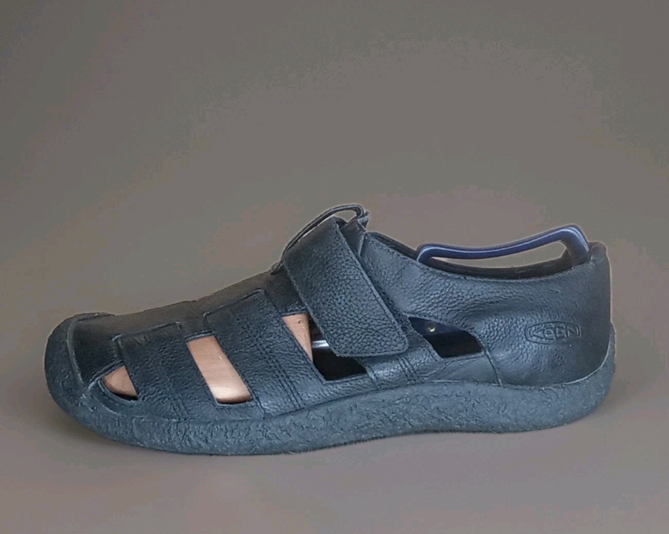 Sandali Keen Fishermen con gancio e passante chiusura punta e tacco uomo taglia 11 5 pelle nera