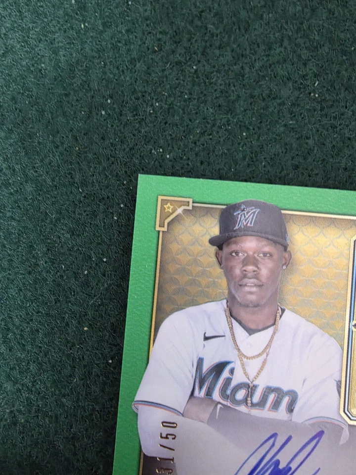 2022 Topps Triple Threads Jazz Chisholm Jr Yankees Future Phenom Auto Green /50 - Image 3 of 4
