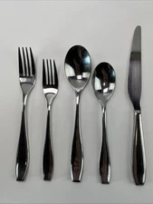 Towle Flatware Living Collection Symphony Service Of 5 Pieces