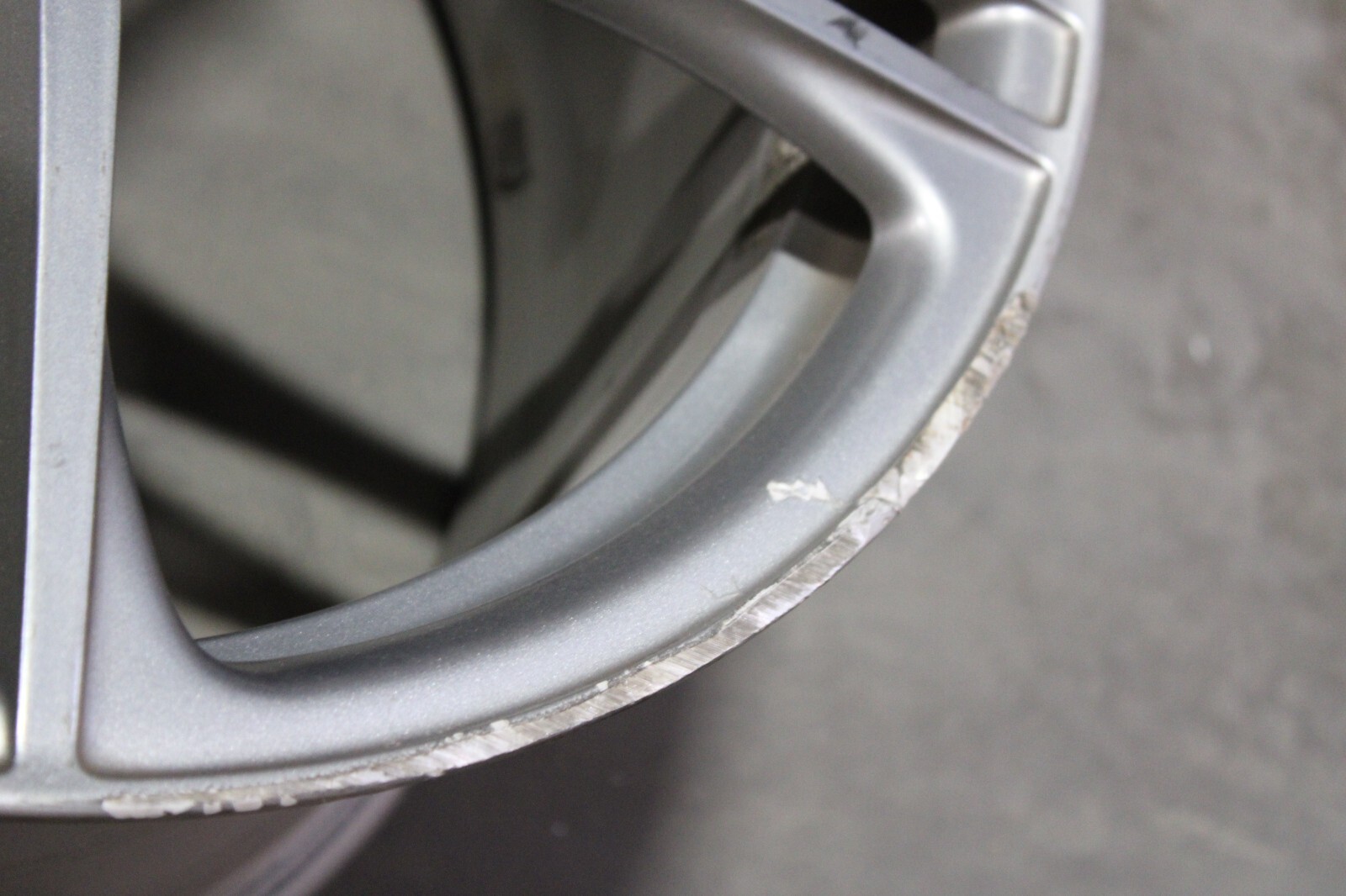 11 12 13 14 Audi R8 OEM Wheel Rim 19x8.5 19" 420601025AT CS2 ET 42 FRONT  58874
