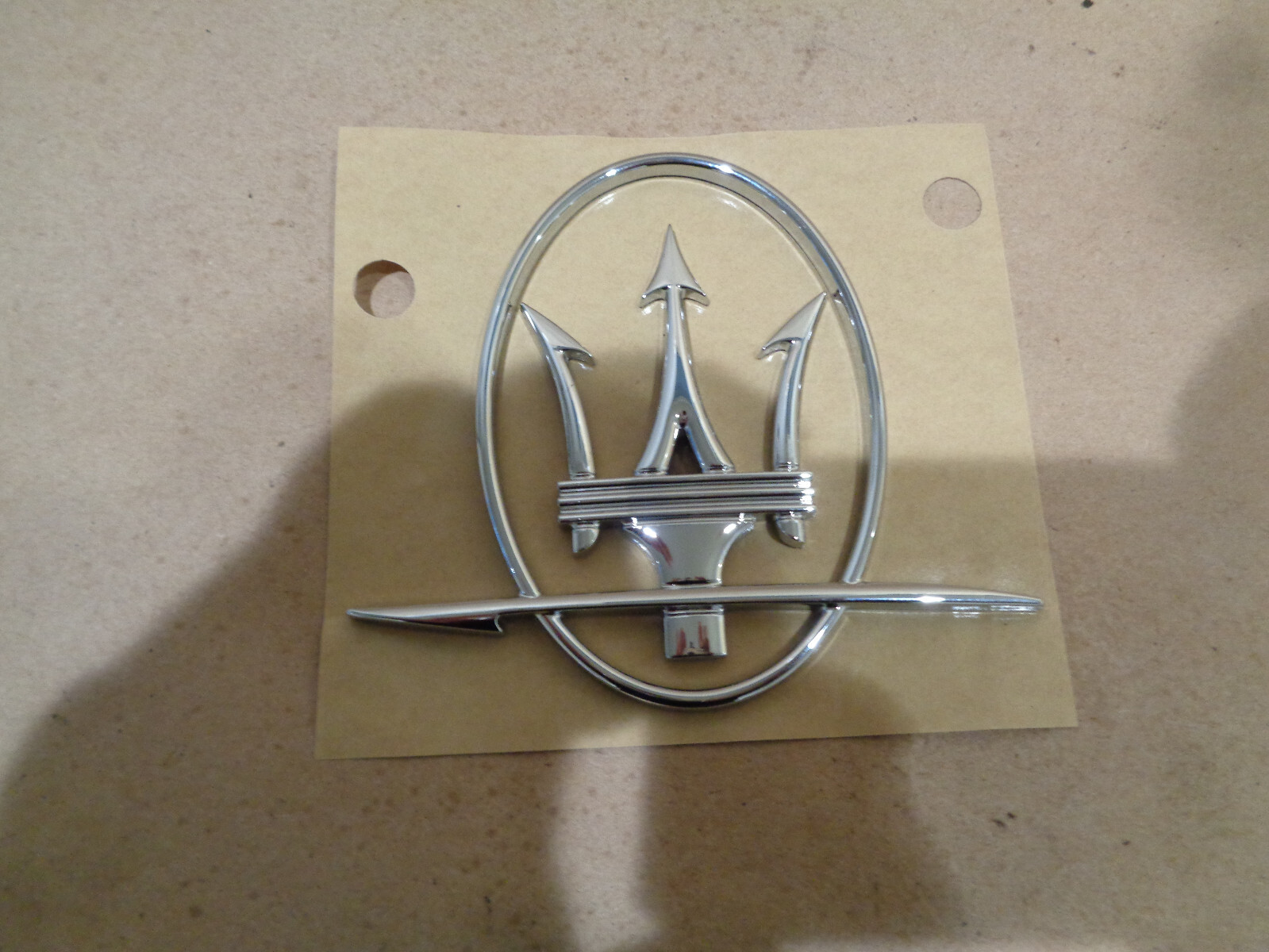 Maserati Ghibli, Quattroporte Rear LH Logo P/N 670005448