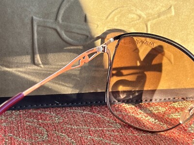 YSL - Yves Saint Laurent Paris 31 Sunglasses Gold Frame - Bronze