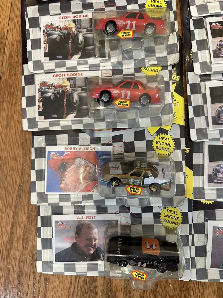 Lote de 21 1991 Racing Champions NASCAR Roaring Racers A.J. Bodine Foyt Gant Foto 3 de 4
