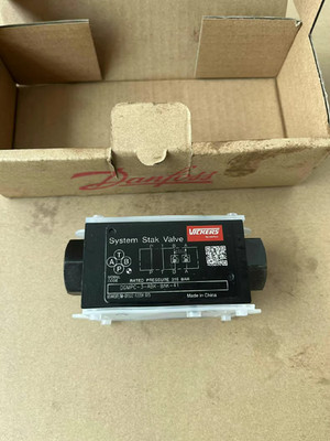 1PCS VICKERS DGMPC-3-ABK-BAK-41 Hydraulic Check Valve New