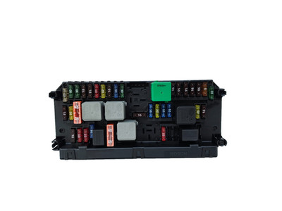 2008-2011 Mercedes W204 C300 C350 C63 Front SAM Fuse Relay Box A 204 540 42 50