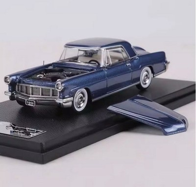 GFCC 1/64 Lincoln Continental Mark II 1956 Blue Diecast Car Model
