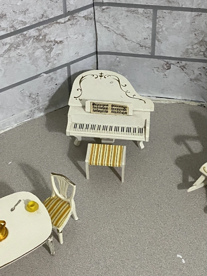 Lundby Vintage Kitchen And Living room Set - Image 2 of 4