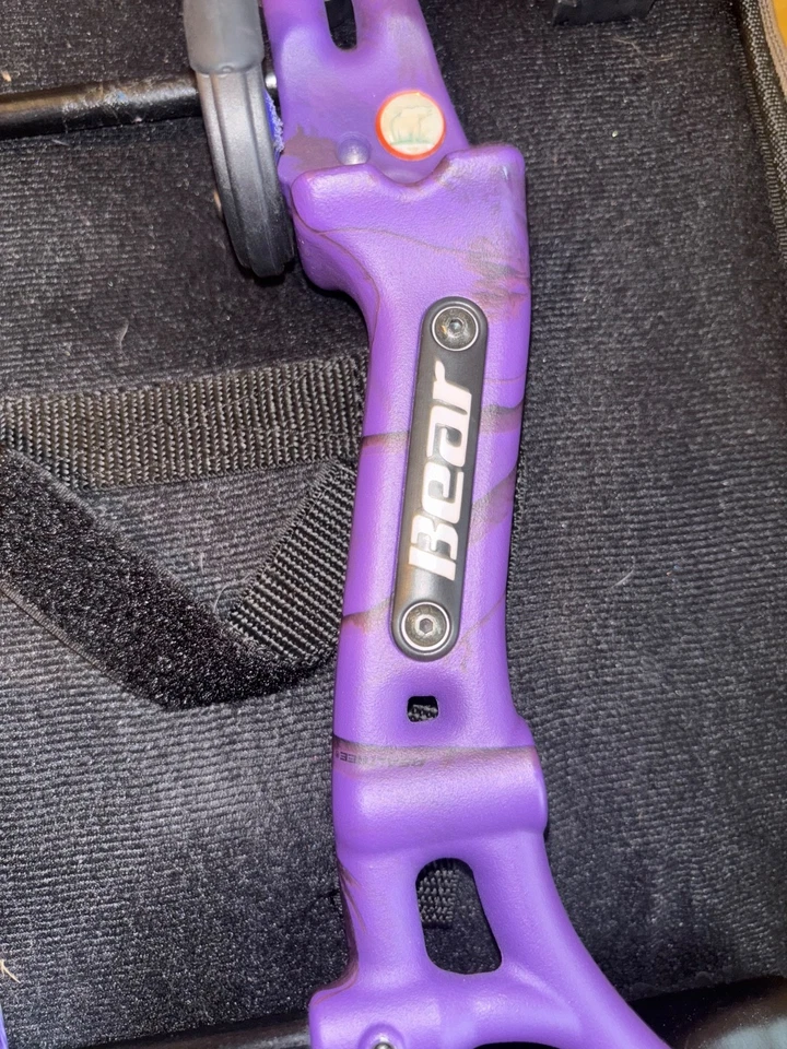 OSO TIRO CON ARCO Especie Largo Dibujo Mano Izquierda 55-70LB VELO STOKE PAQUETE COMPLETO ¡NUEVO EN CAJA!! Foto 2 de 4