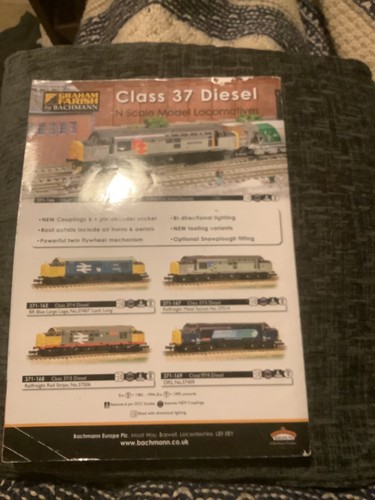 HORNBY MODEL TRAINS MAGAZINE ISSUE 94 APRIL 2015 - Picture 2 of 2