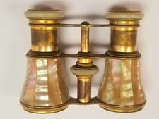VINTAGE MOTHER OF PEARL/BRASS OPERA GLASSES D1