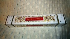 BRAND NEW  - YANKEE CANDLE BEAUTIFUL CHRISTMAS CRACKER VOTIVE SET