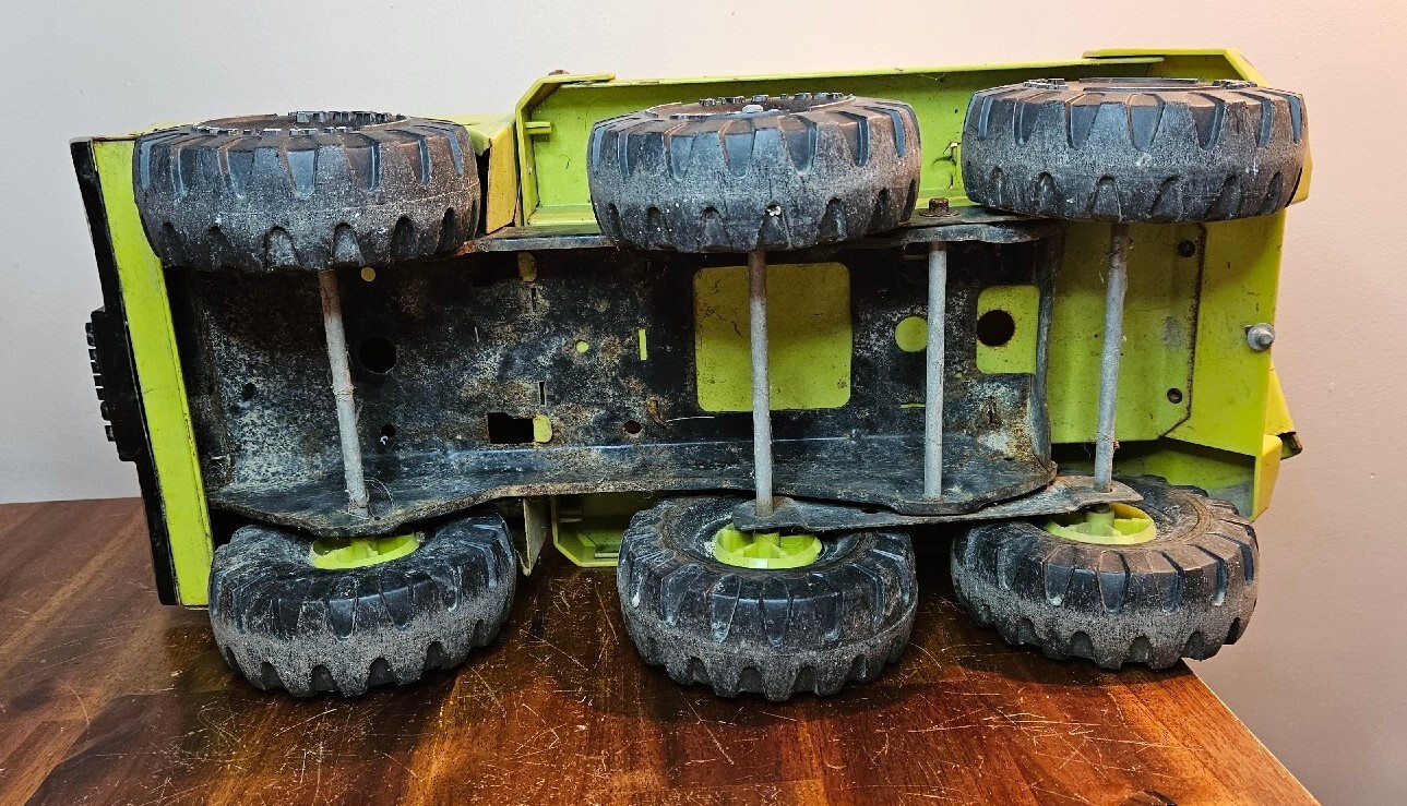 Vintage Mighty TONKA Lime Green Ready Mixer Cement Truck, 6Wheel, 19