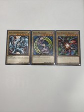 YUGIOH: Arte de Lóbulo Dragón Blanco Ojos Azules + Mago Oscuro + Dragón B. Ojos Rojos Casi Nuevo