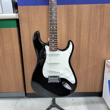 Guitare électrique FENDER MEXICO SQUIER SERIES Stratocaster JPN USED