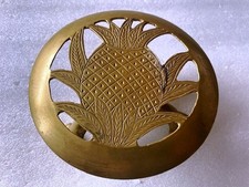 VINTAGE BRASS PINEAPPLE TRIVET / 3-LEGGED STAND / BRASS CANDLE STAND