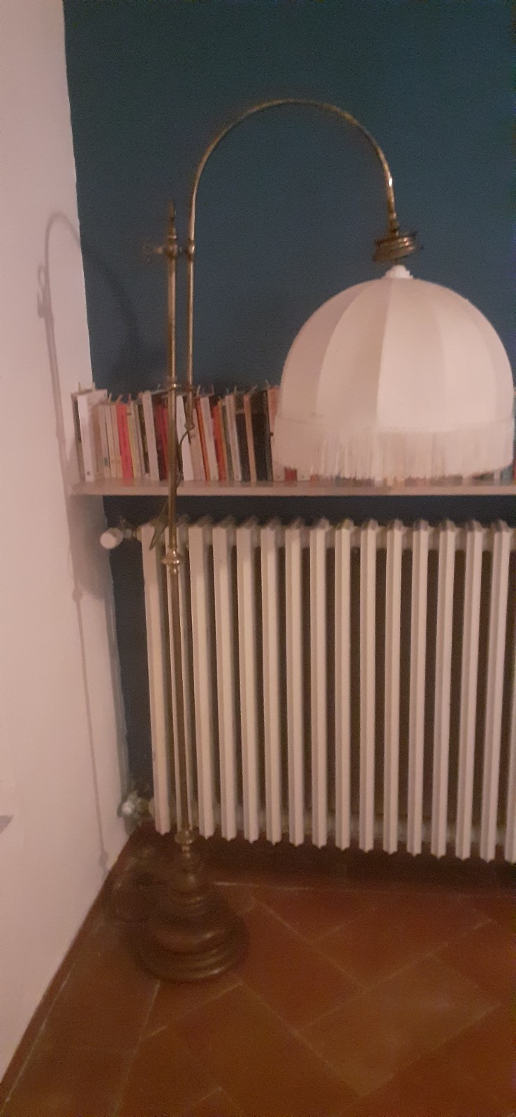 lampada da terra antica