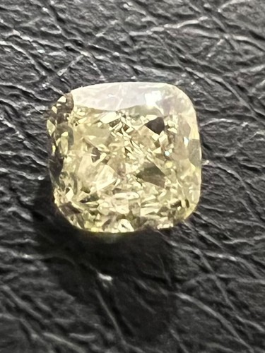 Argyle Fancy Light Yellow Brilliant Cushion Cut Diamond GIA Certified - Picture 2 of 5