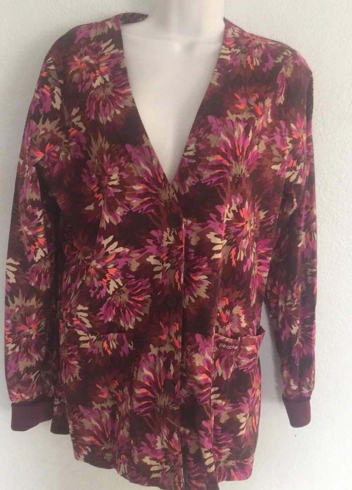 Lote de 4 Prendas para el torso Médico XS Para Mujer Estampadas y Tréboles Blancos de Vacaciones Melocotones Dickies Foto 2 de 4