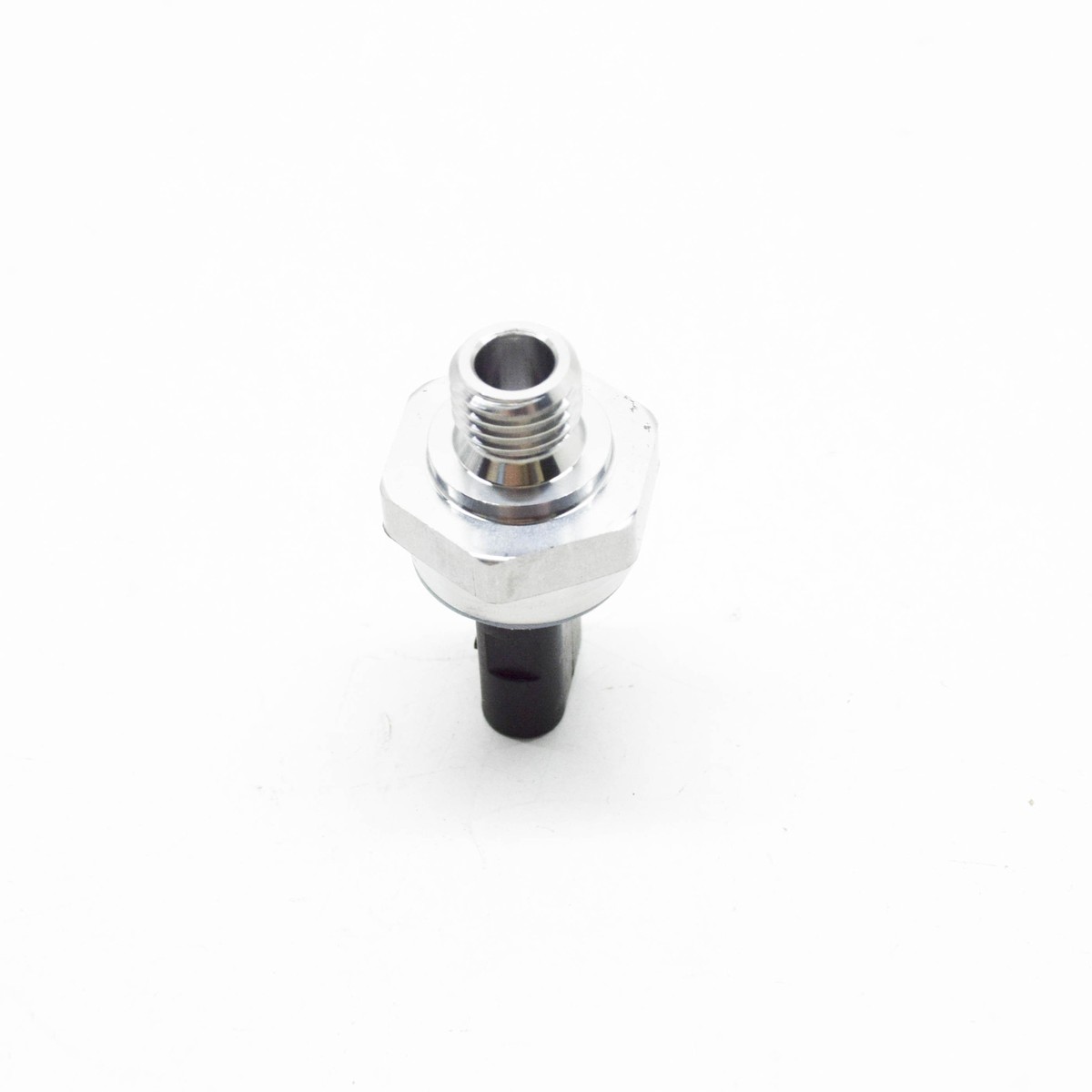 MERCEDES-BENZ A W177 Fuel Rail Pressure Sensor A0009053007